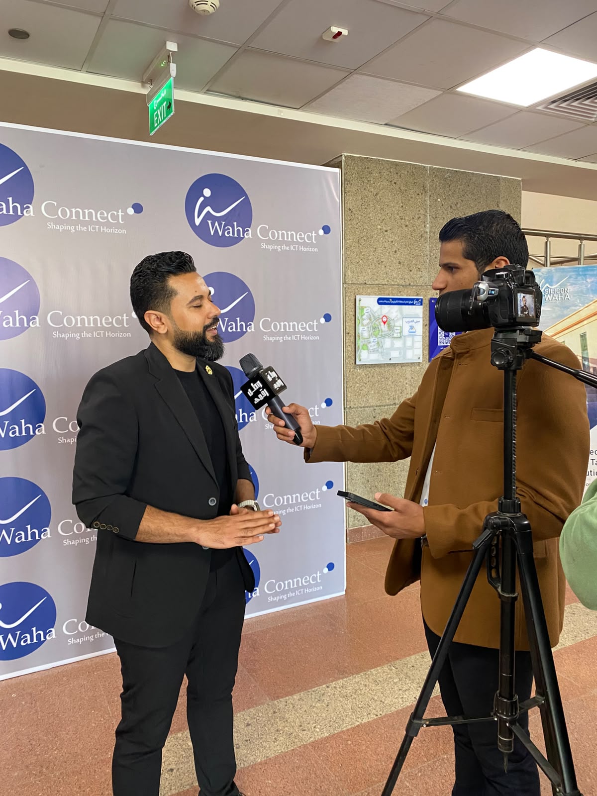 اللقاء التليفزيوني مع برنامج 'وطن رقمي' بملتقى Waha Connect بواحات السيليكون 2026